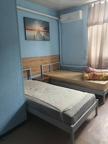 Бюджетный двухместный номер с 2 отдельными кроватями в Мини-отеле Мини отель Республика